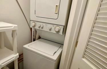 Lakefront Condo - King Bed Full Kitchen - Foto 16