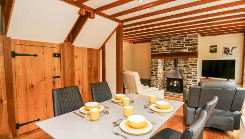 Ploony Barn - Photo 5