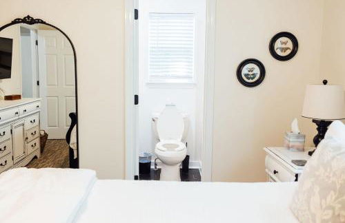 Dahlonega Escape, Wineries, Game Room, Hiking - Photo 35