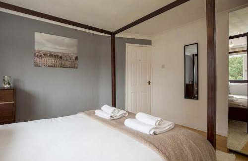 Large 4 Bed House near River Thames - Foto 2