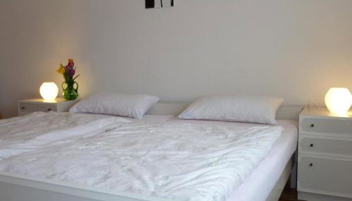 Ferienwohnung am Wald Dörlinbach Parkplatz Überdachte Terasse Garten - Foto 2