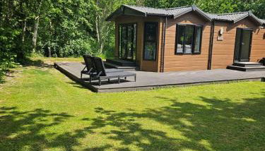 Cherry Tree Lodge with Hot Tub near Alton Towers - Foto 2, Garden