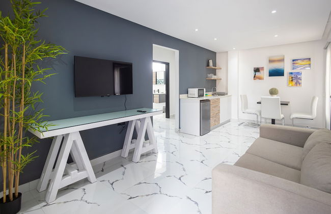 O'Beach Boutique Studios - Photo 18