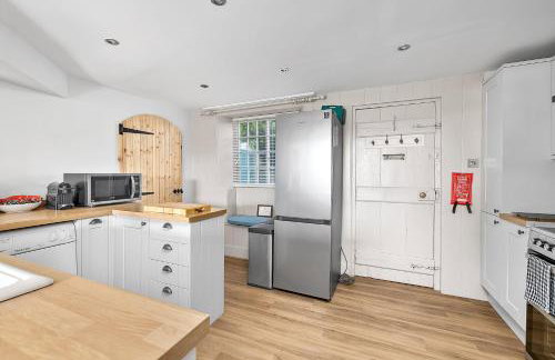 NEW 2024 Modern Luxury Holiday Home on the Beach in Devon - Free Parking, Pets Welcome, Sleeps 10 - Foto 25