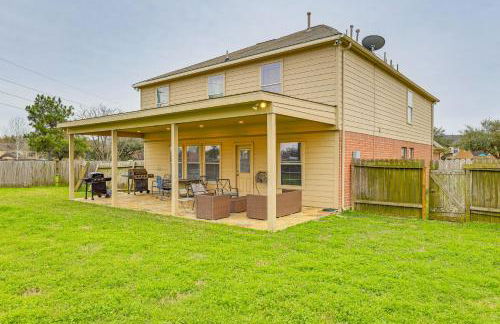 Covered Patio and Yard Family Home in Katy - Foto 3