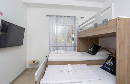 Villa Lemily with private pool by Villas Guide - Photo 18