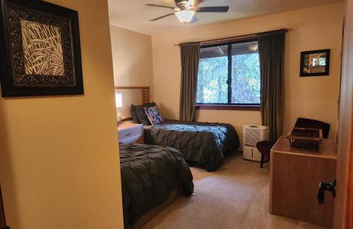 Hale Mauna Loa Upper Level with shared Hot Tub - Foto 12