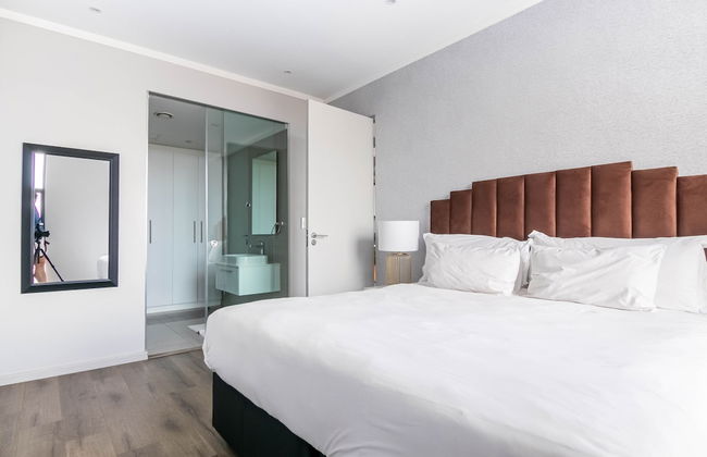 Sandton Smart Apartment Fifteen - Photo 8