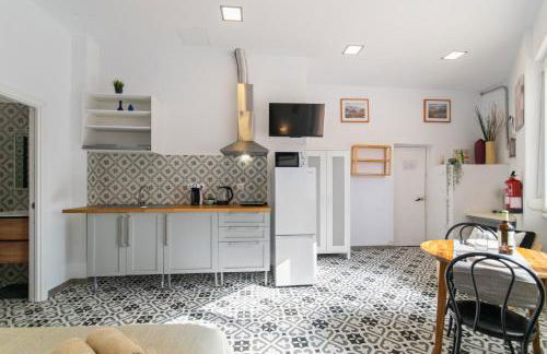 INT Studio totalmente equipado, 15' de BCN centro 8' playa - Foto 4