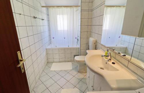 Apartments Villa Michele-Three Bedroom Apartment with Partial Sea View Grejp - Photo 22