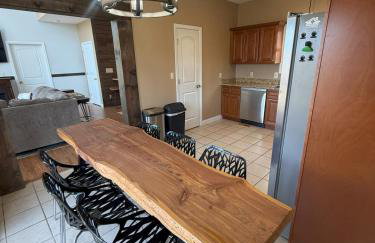 Spacious & Bright Lake Cabin, pet friendly, 8 beds - Foto 15