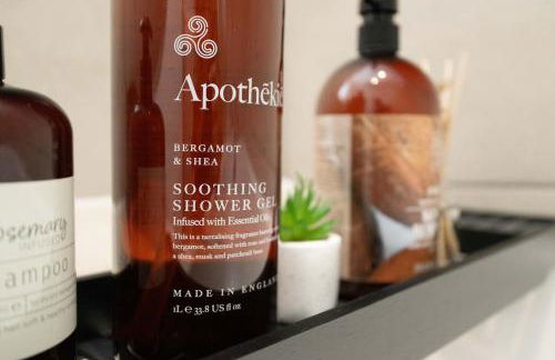 Entire 4 Bedroom house in Bootle Liverpool-Ideal for contractors, family and group-Free Parking & Free internet-Sleeps 7 - Foto 56