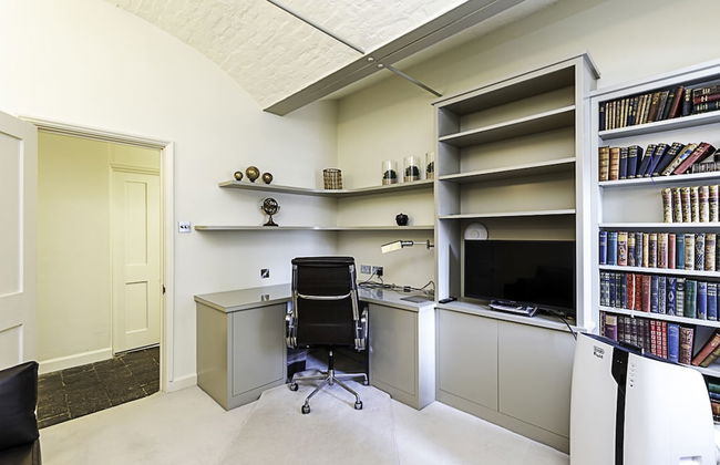 Charming Home in St Katharine Docks - Foto 25