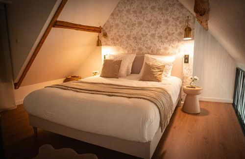 La Parenthèse Suites - appartement luxueux avec sauna et baignoire balnéo - Foto 13