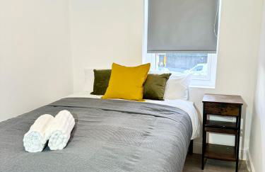 NEW Unique 4 Bed Families Contractors 靠近唐人街 - Foto 11