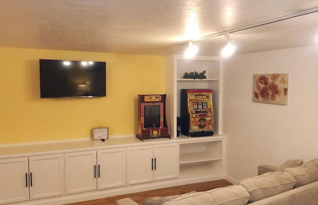 Medford Home and 2 Condos With Pool and Hot tub - Foto 5