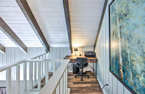 Brookeland Resort Cabin with Golf and Lake Access - Photo 13