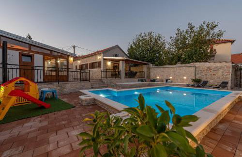 Villa Ika ZadarVillas - Foto 1