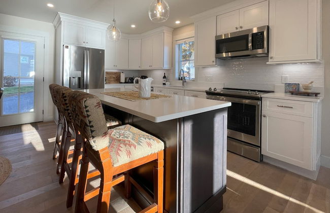 Lady of The Lake - Photo 16