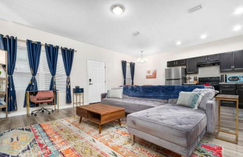 Beautiful Home, Walk to UF, Newly built - Foto 2