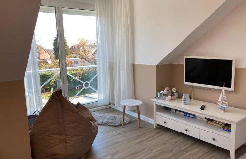 Sonnendeck / 3 Zi.-FeWo mit Meerblick in Toplage - Foto 9