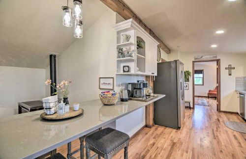 Lovely Barn Loft with Mountain Views on Horse Estate - Foto 10