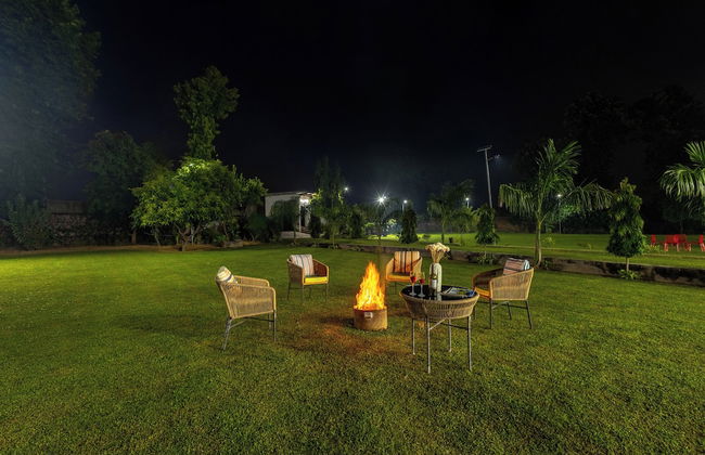 Alaya Stays 5 BHK Pet friendly with pvt pool - Ashirwad Farms - Foto 54