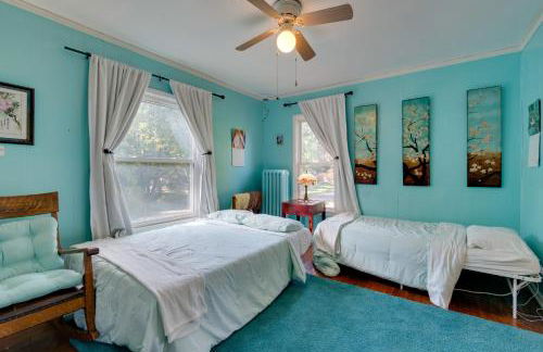 2 Miles to Dtwn! Idyllic Rochester Apt with Hot Tub - Foto 18