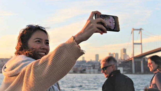 Bosphorus Sunset Luxury Yacht Cruise - Foto 5