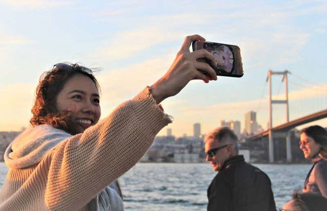 Bosphorus Sunset Luxury Yacht Cruise - Photo 5