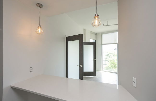 Unfurnished Condo | Amazing Layout with Balcony and In-building Storage Unit - Foto 26