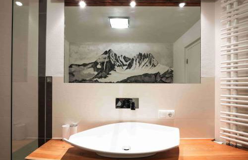 Luxury Larch Loft - Photo 14