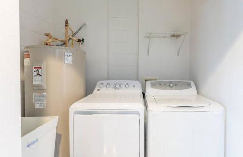 4br House w Perfect Location Pool and Much More - Foto 27