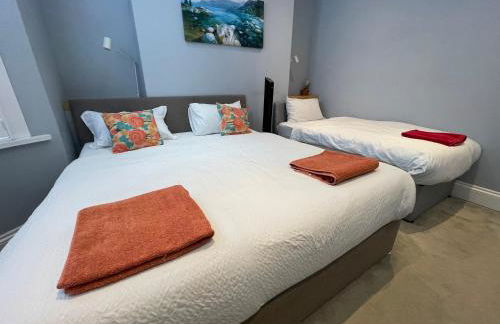 Huge 6-Bedroom House in Greenwich, Sleeps 12 - Foto 1