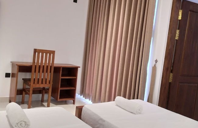 Kandy Lotus Villa - Photo 12