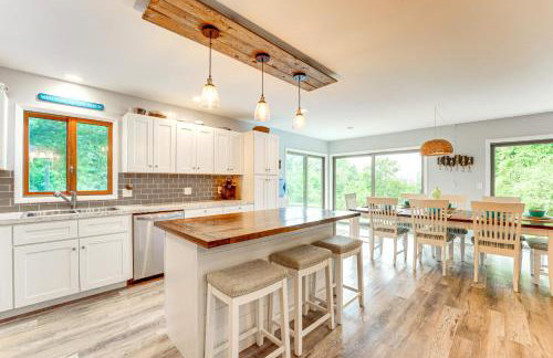 Walk to Semi-Private Beach Lake Michigan Getaway - Foto 10