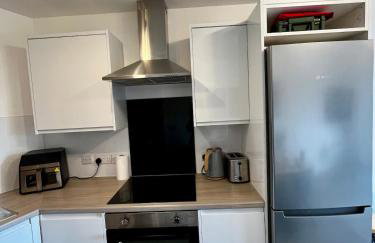 Chic 2-bed Flat - Coop Live & Ethiad - Foto 8