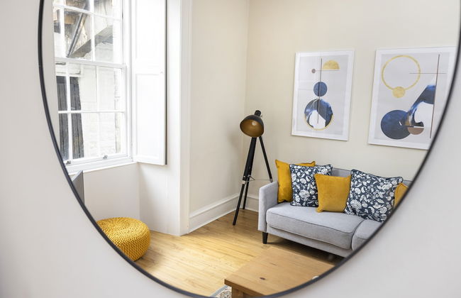 JOIVY Chic Flat Near Stockbridge Market W/ Patio - Foto 23