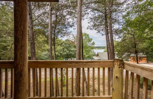 Table Rock Lake Cabin - The Cedars #1 with Lake Access Hot Tub Outdoor Pool - Foto 4