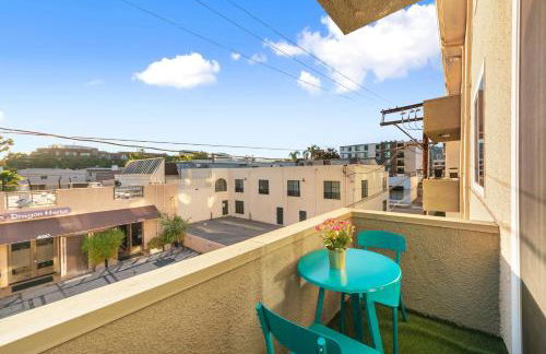 Beverly Hills Chic 2 bed 2bath with Patio and Parking 309 - Foto 27