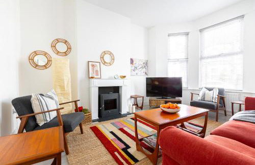 Spacious 3BR House, 8 min Kensal Green, NW London - Photo 1