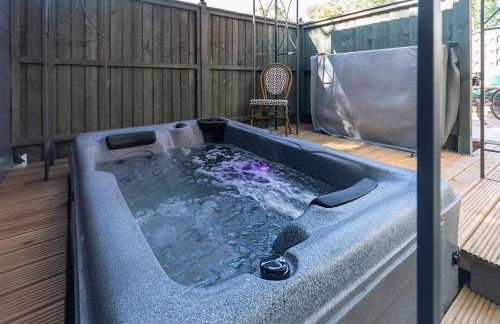 Luxury retreat in Lincolnshire with hot tub - Foto 11