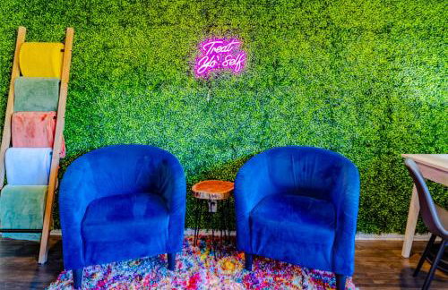 Brew City Game Room Fenced Yard 2 king beds - Foto 26