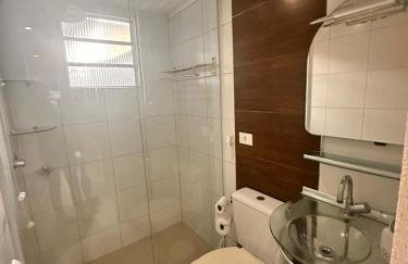 Cozy house prox airport - Foto 11