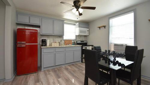 SuperValue Suite #5 @ East End Revitalized - Foto 2