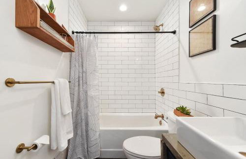 HostWise Stays - The Lodi - Lower Lawrenceville, Beautiful! - Foto 6