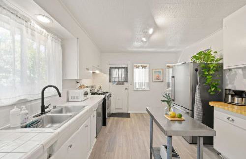 Walk to Beach - Beach Gear - Easy Parking - Foto 12