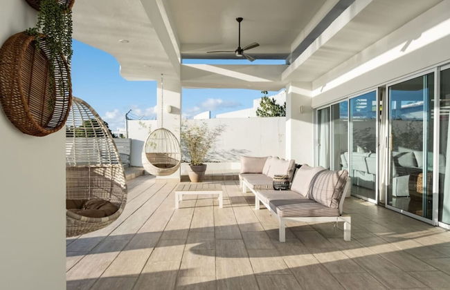 Vistamar Private Waterfront Home Pool - Photo 59