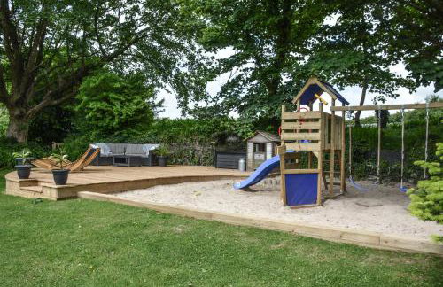 Lower Trengale Farm Holiday Cottages - Photo 7