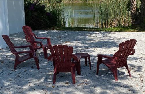 Beach and Boaters Delight! - Photo 5
